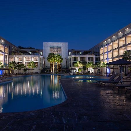 Dominium Palace Agadir Exteriör bild The hotel at night