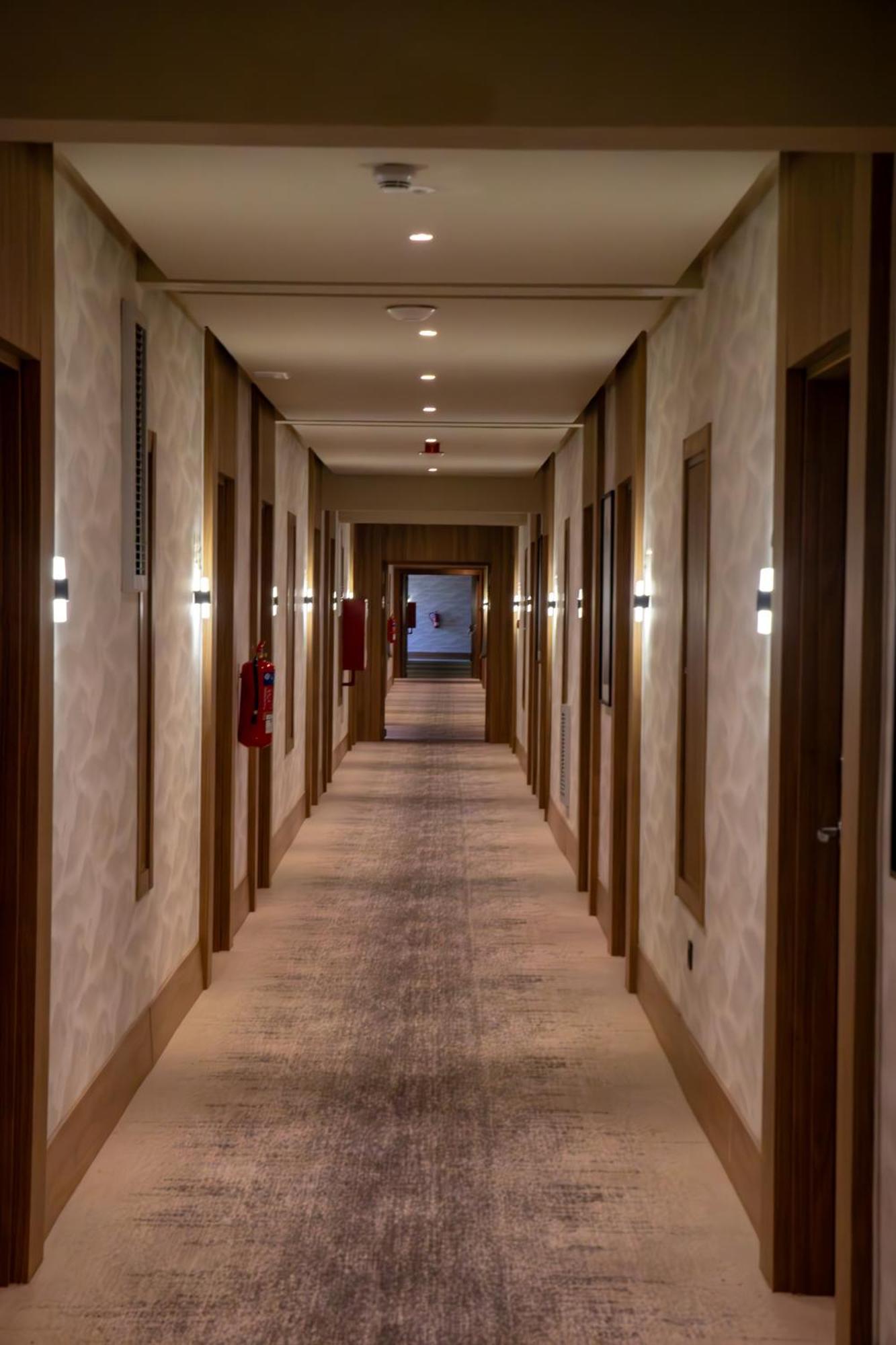 Dominium Palace Agadir Exteriör bild A corridor in a hotel